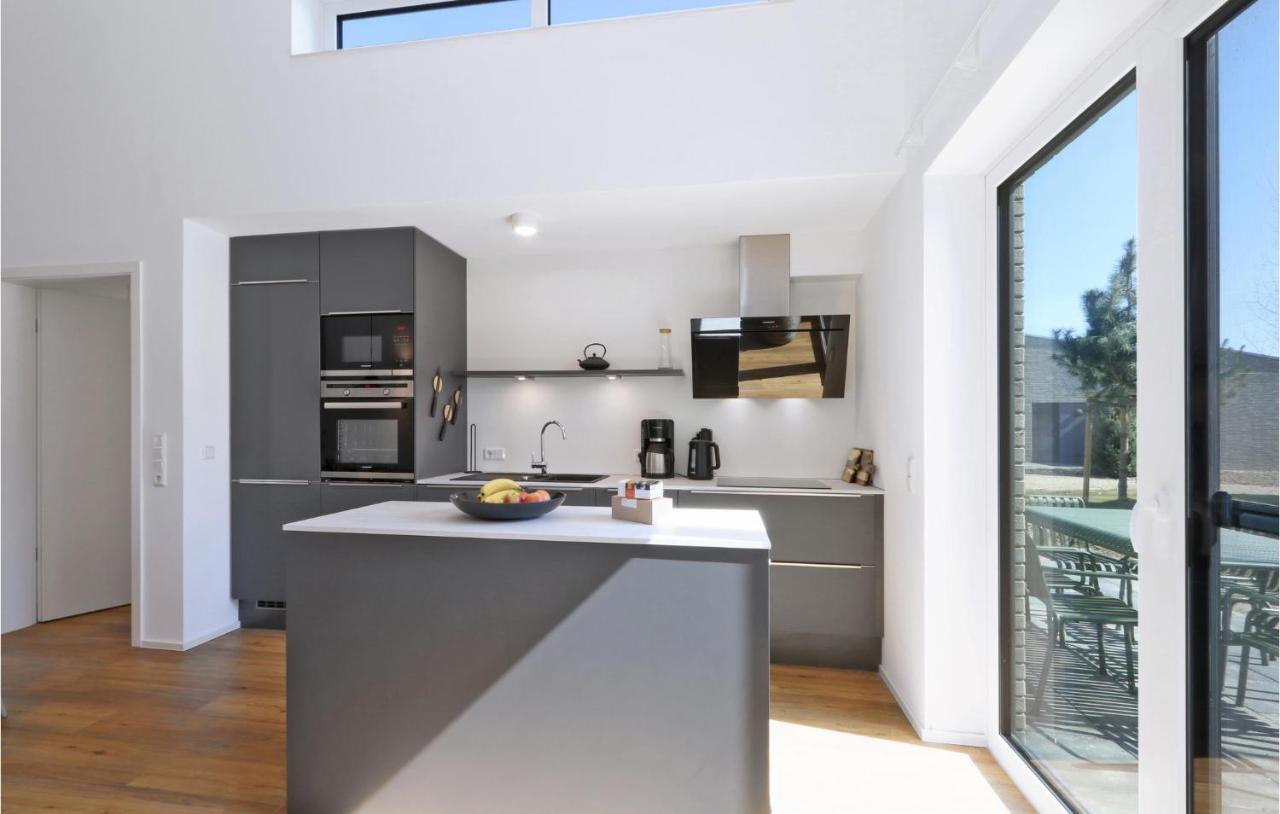 Beautiful Home In Lembruch-Duemmer See With Wifi Εξωτερικό φωτογραφία