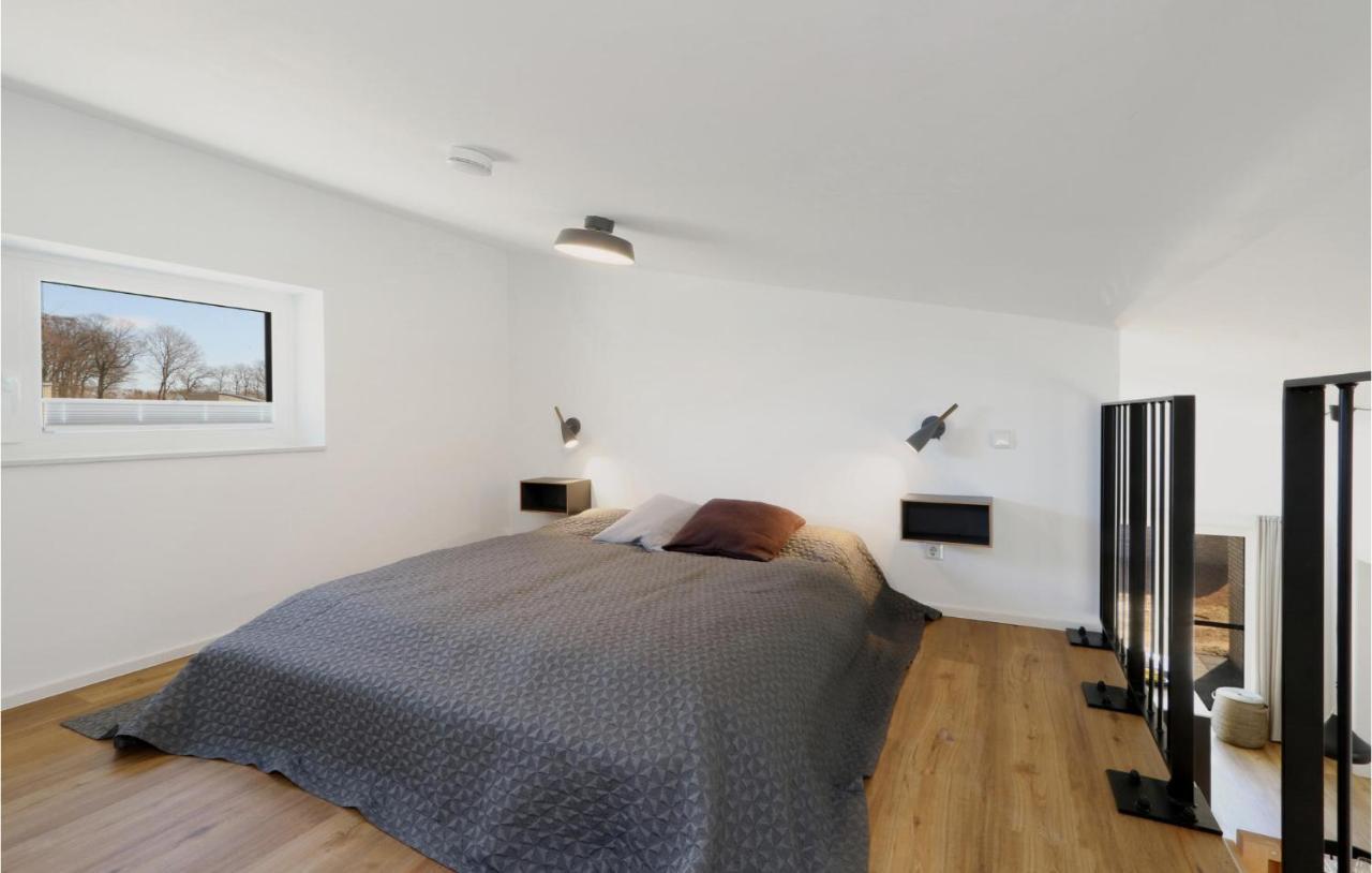 Beautiful Home In Lembruch-Duemmer See With Wifi Εξωτερικό φωτογραφία